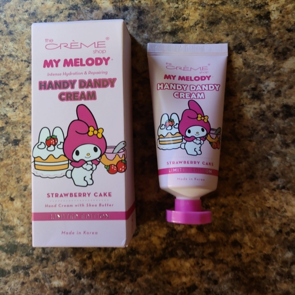 THE CREAM SHOP LIMITED EDITION HANDY DANDY CREAM STRAWBERRY CAKE